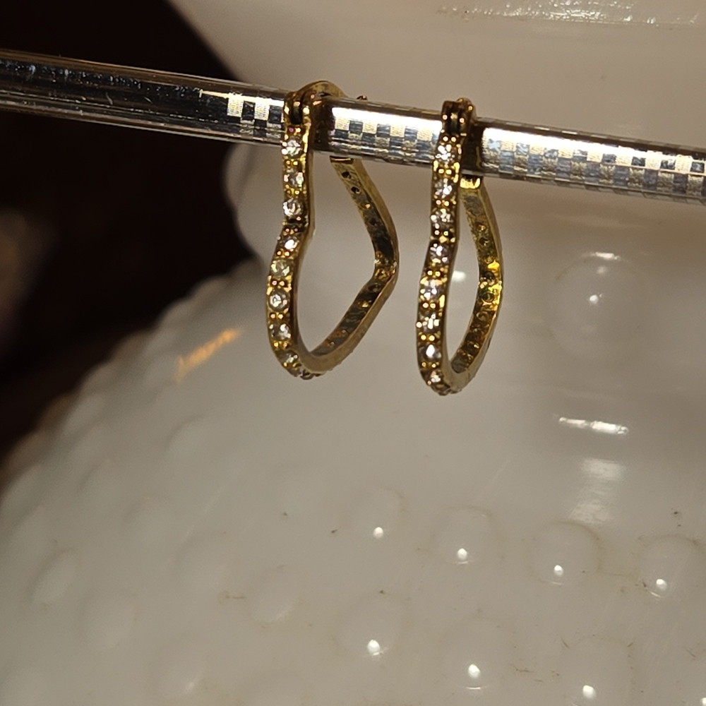 Heart Shaped Gold Hoop Earrings With Rhinestone Accents NWOT